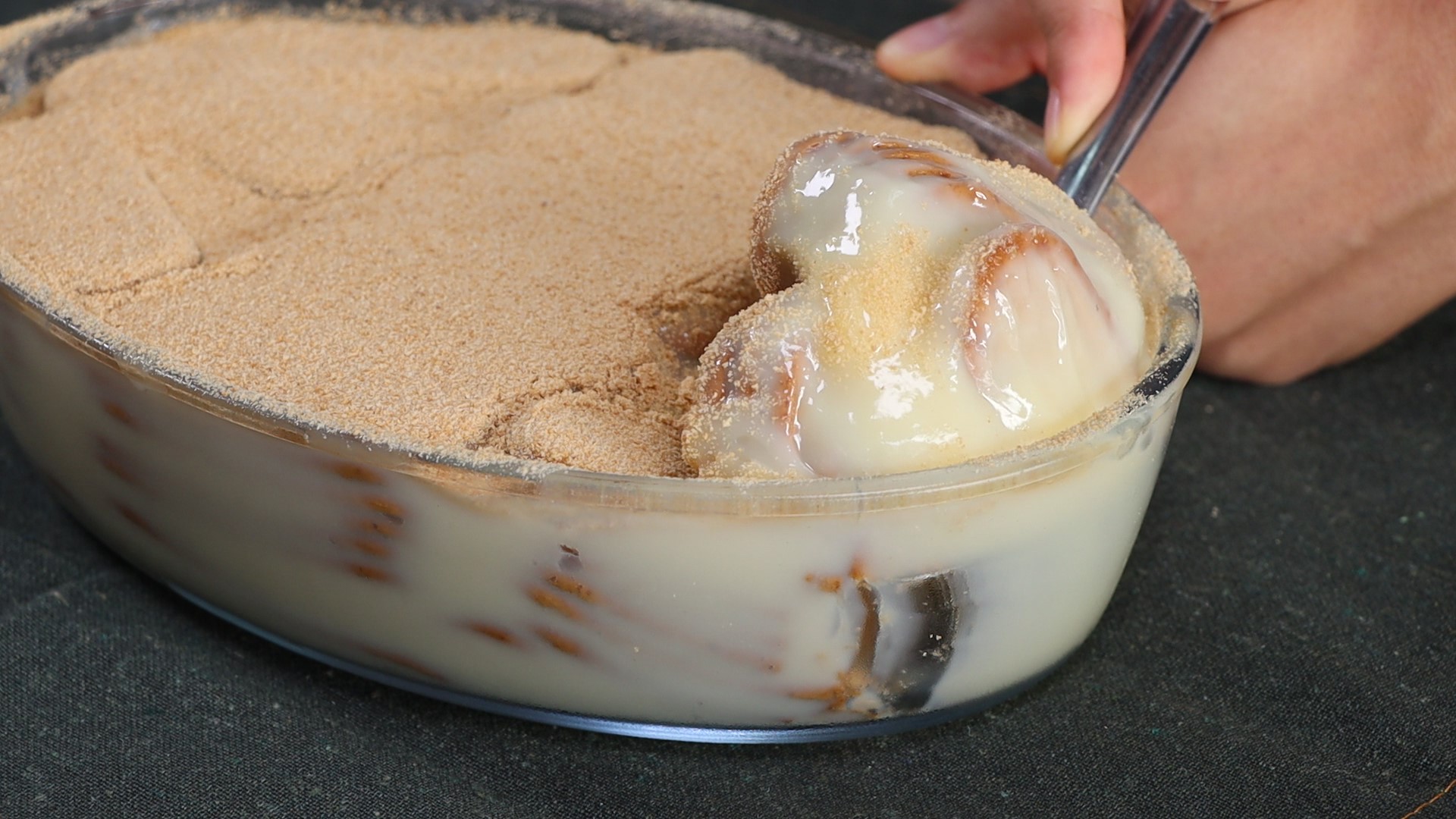 Pavê de bolacha com limão tradicional pave de bolacha com limão