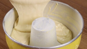 bolo de laranja receita fácil