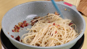 macarrão com bacon