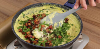 Macarrão cremoso com bacon, milho e queijo