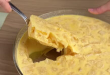 Sobremesa de abacaxi com poucos ingredientes