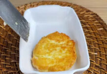 Panquecas de batata com queijo ralado