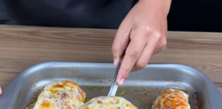 Frango recheado na travessa