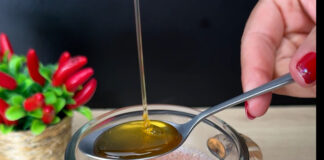 Ev Yapımı Limon, Zencefil, Sarımsak ve Tarçın Şurubu
