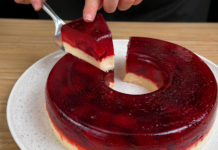 Sobremesa de morango cremosa e fácil