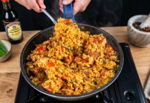 Arroz com Carne Suína Caramelizada