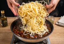 Macarrão com Carne ao Molho Shoyu