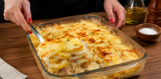 Gratín de Patata con Bacon, Cebolla y Queso Crema