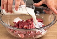 Tender Beef with Milk, Bell Peppers, and Soy Sauce