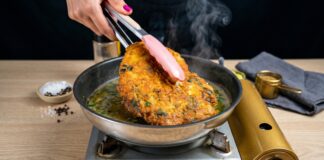Frango Empanado com Parmesão ao Molho de Limão