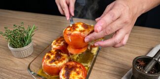 Tomates Recheados com Ovo e Queijo