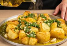 Batatas Assadas Crocantes com Alho e Alecrim
